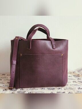 Portland Leather Medium Crossbody Tote